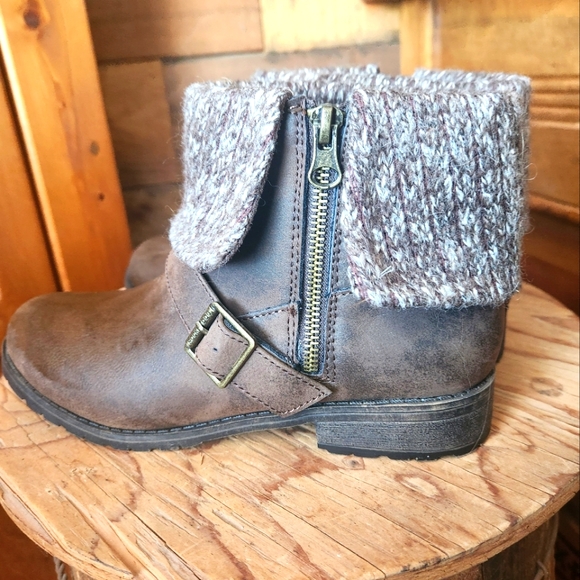 ROCKETDOG BENTLEY GRAHAM BROWN SUEDE ANKLE BOOT- WOMENS SIZE 8 - Picture 3 of 7